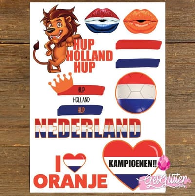 GetGlitterBaby® - Plak Tattoos Voetbal / Tijdelijke Tattoo Sticker / Nep Tatoeage / Rood Wit Blauw Oranje Gezicht en Lichaam Schmink Versiering - Nederland / Nederlandse Vlag / Nederlands Elftal