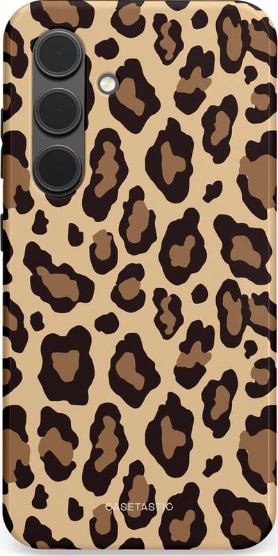 Casetastic hoesje geschikt voor Samsung Galaxy S24 - Dubbellaagse bescherming - Wilde Panter - Fashion Case - Zwart Taupe Crème