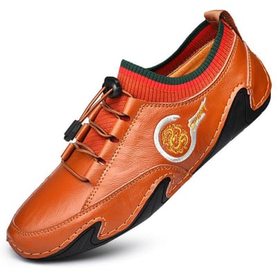Nieuwe Schoenen Heren Lente en Zomer Ademende Loafers Heren Casual Leren Schoenen Rijschoenen Echt Leer Herenschoenen Mode 42 bruin