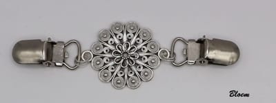 Frutsels by Es -Vestsluiting - Vestclip - Sjaalspeld - Vestklem - Bloem - Zilverkleurig