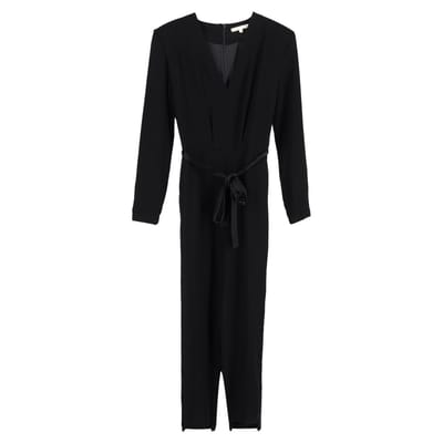 Maje jumpsuit met V-hals en strikceintuur in zwart acetaat.
