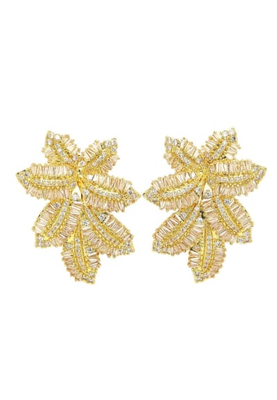 AVANT-GARDE PARIS Bladvormige Oorbellen - Steker Oorbellen - Geel Goudkleurig - Cubic Zirconia - Bladvorm - Elegant