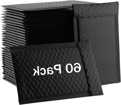 60 Stuks Zwarte Poly Bubble Mailers 18x15cm - Waterdichte Zelfklevende Enveloppen voor Verzending, Cadeaus en Verpakking