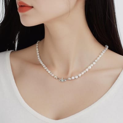 Vivienne Westwood Messaline Merklogo Kristal Verguld Ketting Damesketting Wit 6303002F-02P460 Box+Shopping Bag white