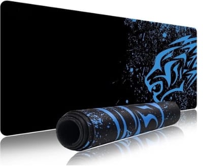 StayPowered Gaming Muismat - Ultieme Comfort en Precisie voor Jouw Game Avonturen! - 70 x 30cm - Makkelijk Schoon te Maken - Antislip Bodem - Langdurige Prestaties zonder Slijtage - Zwart - Levering Sneller dan Aangegeven!