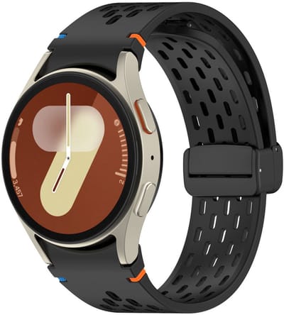 Siliconen bandje - geschikt voor Samsung Galaxy Watch 7 (40 & 44mm) / Watch 6 (Classic) / Watch 5 (Pro) / Watch 4 (Classic) / Watch FE - mageneetsluiting met gaatjes - zwart