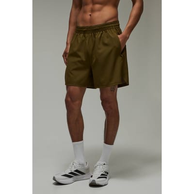 Common Pace Hardloop Geperforeerde 5 Inch Short | Olive | Size XS