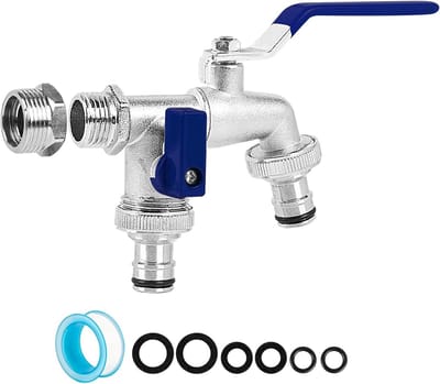 Dubbele tuinkraan met 3/4 en 1/2 inch aansluitingen, messing legering, vorst- en roestbestendig, ideaal voor tuinen en buitengebruik