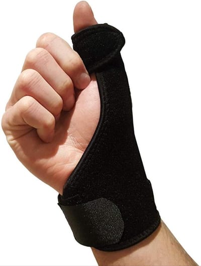 Duimbrace - Polsbrace - Rechts - Duimspalk - Brace - One size - Compressiebrace - Polssteun - Bandage - Ondersteuning en bescherming - Pijn aan duim - Zwart - Rechterhand - Jonyx