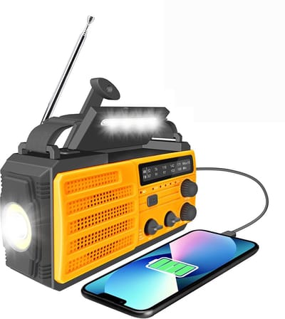 Unyqoos® Draagbaar noodradio met zonnepaneel en SOS-alarm voor buitengebruik
