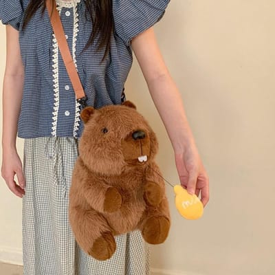 Sac à dos en peluche Marmot Sac bandoulière Capybara en peluche Kawaii Poupée en peluche dessin animé mignon Sacs à dos Kawaii à la mode pour femmes brown