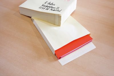 Raadhuis monsterzak - 229x324x38mm - C4 - crème - met plakstrip - 125 stuks