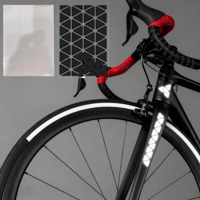 Reflector Stickerset voor Fiets en Scooter, 80 Stuks Driehoekige Zelfklevende Reflectoren met 2 Transferfolies voor Veiligheid in het Donker