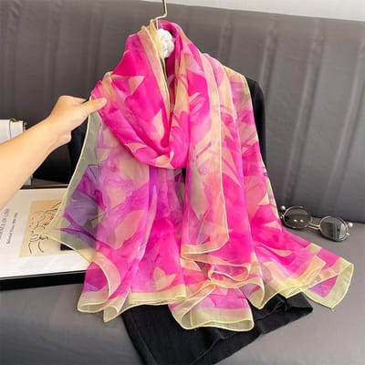 Mode Roze Zijden Sjaal Zachte Stola's Dames Zomer Hijab Sjaal Luxe Print Zonwerende Sjaal Wraps Bandana Dames Hoofddoeken 130x180cm pink