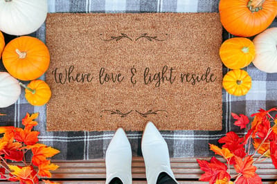 Where Love And Light Reside | 60x40 cm | Nieuwe huis cadeau | Ingangsmat | Deurmat met stijl | Verhuizing cadeau | Praktisch & trendy | Perfect voor binnenkomst | Cadeau voor nieuwe woning