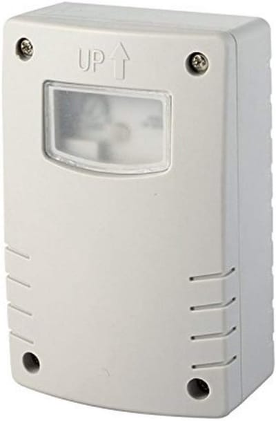 Verte Outdoor Timer Switch - Buiten-Schemerschakelaar met Programmeerbare Nachttimer – IP44 Weerbestendig – Automatische Schemersensor - Van Zonsondergang tot Zonsopgang – Wit