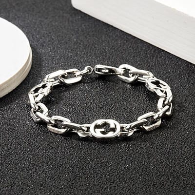Europees en Amerikaans Populair Merk 925 Sterling Zilveren Armband Letter Armband Mode Mannen en Vrouwen Koppels Armband 22cm gray