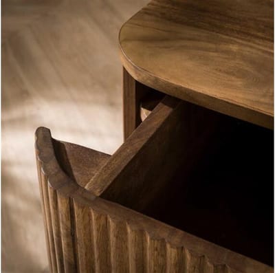 Nachtkastje Wave hangend van Massief Mangohout Zandkleurig - Wandmodel met Lade en Golvende Afwerking - 45x30x20 cm - Stijlvol en Ruimtebesparend - Zwevend nachtkastje