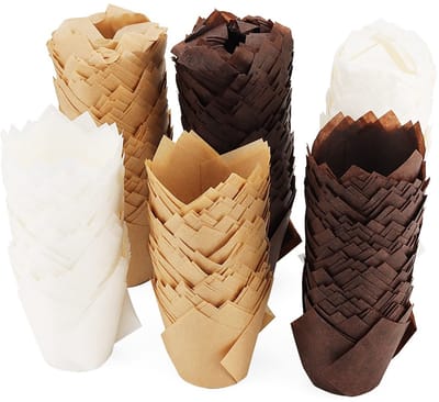 Dailygoods- Cupcake Voeringen 600 Stuks - Tulpen Muffin Wikkelhoezen - Bruin/Wit/Koffie - Vetvrij Papier - Decoratief en Functioneel - Muffinvoeringen