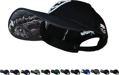Capiche® Baseball Pet Heren – Immortale Paarden – Zwart – Verstelbaar met Druksluiting – Sportcap – Curved Cap – Mannen Petten