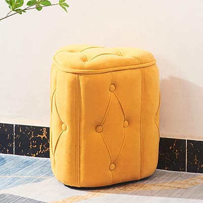 Opbergpoef - Voetenbankje - Woonkamer Decoratie - Fluwelen Bekleding - 32x32x37cm - Geel