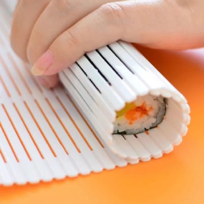 Tapis Anti-adhésif Outil de Fabrication de Sushi Haute Qualité Lavable en Machine Réutilisable Tapis Moule à Rouleau à Sushi Bricolage Aliment Riz Rouleur Pad à Rouler Gâteau Sushi Roulement