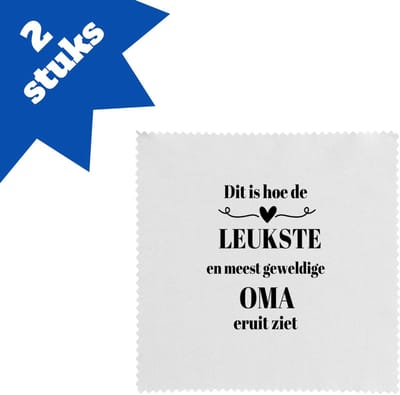 Akyol - dit is hoe de leukste en meest geweldige oma eruit ziet brillendoekjes - Oma - meest leukste oma - verjaardag - cadeautje voor oma - oma artikelen - kado - geschenk - 17,8 bij 17,8 cm - 2 stuks