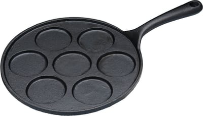 KitchenCraft gietijzeren inductie-veilige blinispan met 7 gaten - 24 cm (9,5 ")