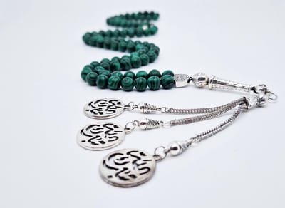 Handgemaakte tesbih "Tasbih" natuursteen "Malachiet" - Aantal kralen 99 - Diameter kralen 8MM - met metaal tassel "Tabarak Allah" - Een mooi cadeau-idee
