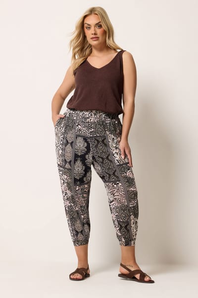 Yours Zwarte Cropped Broek Met Paisleypatroon Size 42