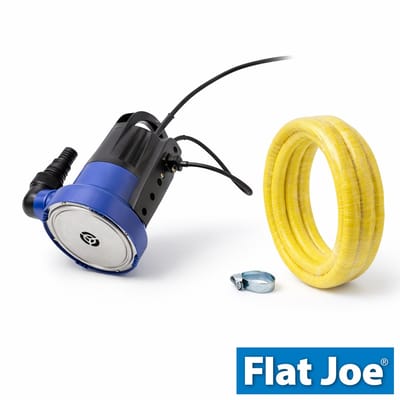 Flat Joe® Vlakzuigende Dompelpomp 7000 l/u – Dweildroog tot 1 mm – Automatische Watersensor – Inclusief 7 m Flexibele Tuinslang 1” (25 mm) Anti-Knik – Automatische Watersensor – Kelderpomp tegen Wateroverlast