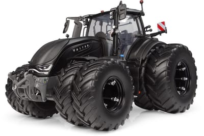 Universal Hobbies Valtra S416 Unlimited Matt Black met Dubbellucht Limited Edition 1:32