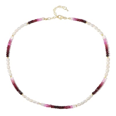 Cavill - 925 Sterling Zilver Vergulde Halsketting - Witte Zoetwaterparels & Tanzania Robijn - Gouden Hematiet - Verstelbaar 45-50 cm