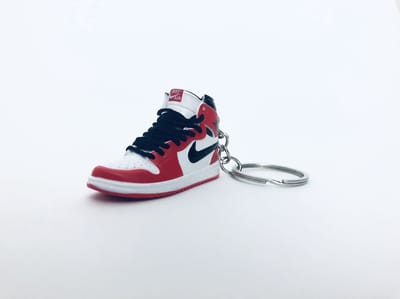 ShoeBlockX SneaKeys | Sleutelhanger | Tassenhanger | Nike Jordan Rood | Sneakers | Cadeau