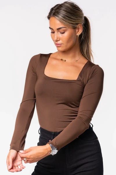 Getdrezzed Top - Maat: S - Basic shirt vierkante hals bruin