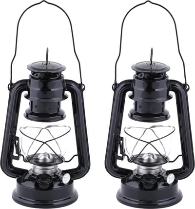 Set van 2x stuks olielamp/stormlantaarn zwart 11,7 x 15,7 x 24 cm - Camping / tuin lantaarn voor lampenolie