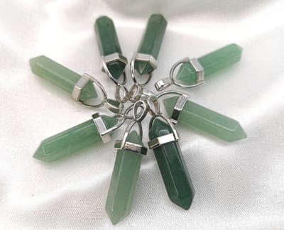 Edelsteen - Groene Aventurijn - Obelisk Hanger met - gratis - zwart - gewaxed koord Ketting - Edelsteen Ketting - 45cm + 5cm Verstelbaar - Cadeautje Voor Hem en Haar