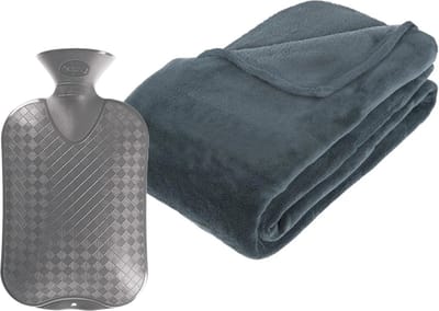 Groot Fleece deken/plaid Blauwgrijs 230 x 180 cm en warmwater kruik 2 liter - 280 grams kwaliteit