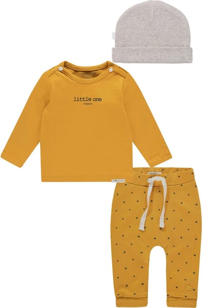 Noppies kledingset - 3 delig - Broek Kris Oker met sterretjes - Shirt Hester Oker - Muts Nevel Taupe - Maat 56
