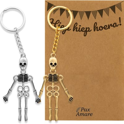 BFF Sleutelhanger voor 2 'Hiep Hiep Hoera' - Magnetische Skeletjes - Sleutelhanger set op Cadeau Kaartje - Zilverkleurig & Goudkleurig - Verjaardags Hanger - Pax Amare
