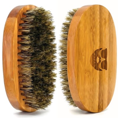 BAØRD Houten Baardborstel – Baardverzorging – Baardstijler Care – Beard Brush Cadeau Mannen – Voor Baardolie En Baardbalsem Cadeautjes – Baard Borstel Geschenk Heren - Vader Kados Man - Verjaardag Kado Top 10 - Cadeautje Voor Hem
