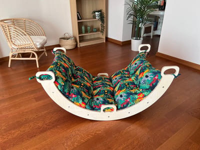 ScoobyWoody Houten Klimbrug/Klimboog Inclusief Kussen - Montessori Klimrek - Naturel Hout - Kinderspeelgoed - Groen kussen - Grote maat - 118x58x70cm