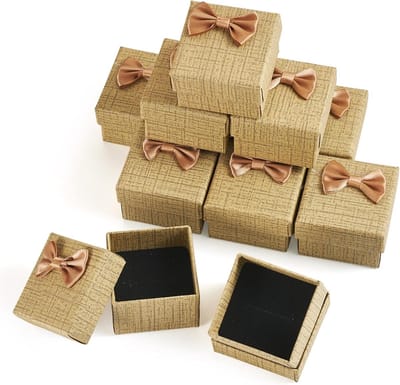 12 Stuks Vierkante Kartonnen Ringopbergdozen - Kleine Papieren Sieraden Geschenkdozen voor Bruiloft, Verjaardag en Kerst, 5.15x5.15x4.25cm