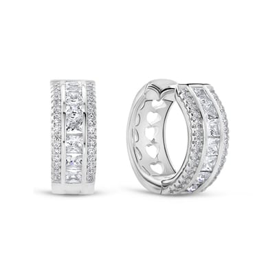 Juwelier Emo - 14 Karaat Witgouden Oorbellen Zirkonia Stenen - 17 mm - 6.5 mm Breed