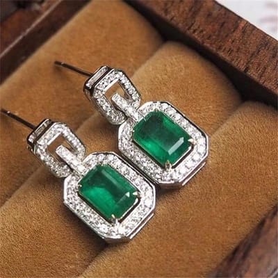 Huitan Nieuwe Trendy Groene Hangende Oorbellen Vierkante Zirkonia Mode Elegante Damesoorbellen Bruiloftsfeest Vrouwen Luxe Sieraden black