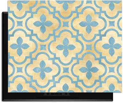 KitchenArt - Soft Azure Blossom - Inductie Beschermer - 76x51.5 cm - Kookplaat Beschermer - Luxe Afdekplaat Inductieplaat - Anti-slip & Oprolbaar - Beschermmat Inductiekookplaat