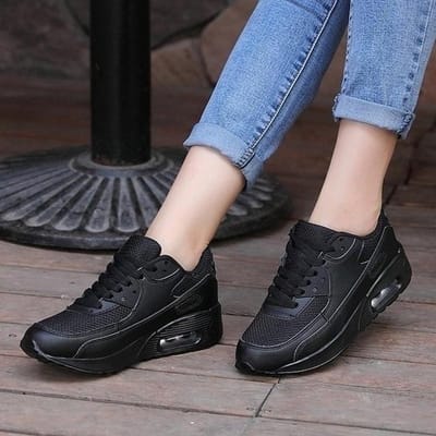 Dames Sneakers Hoge Kwaliteit Nieuwe Dames Mode Hardloopschoenen Lichtgewicht Ademend Mesh Casual Sportschoen Plus Maat 35 -44 37 zwart