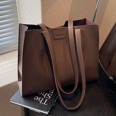 Retro Textuur Winter Nieuw Koreaanse Versie Tote Student Eenvoudige Mode Draagbaar Grote Capaciteit Enkelschouder Onderarmtas voor Vrouwen brown