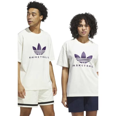 Adidas Unisex Originals Originals Basketball Courtside Tee Ivory Taglia: M | Maglie Sportivi Outlet | Unisex | Bianco