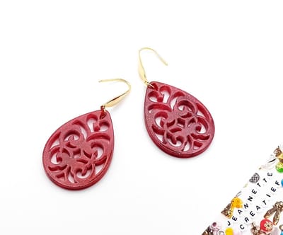 Jeannette-Creatief® - Resin - Barok Druppel Bordeaux Red Pink Plum - Oorbellen - Gouden oorbellen - Oorbellen - Oorbellen dames - Oorhaakjes - Trend - Sieraden